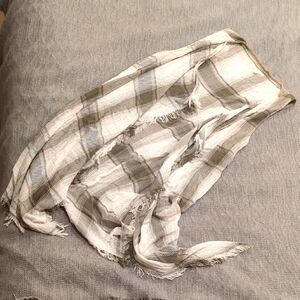 Maurice's, OS || Sleeveless Duster || Olive Green & Cream Plaid W/ Fringe